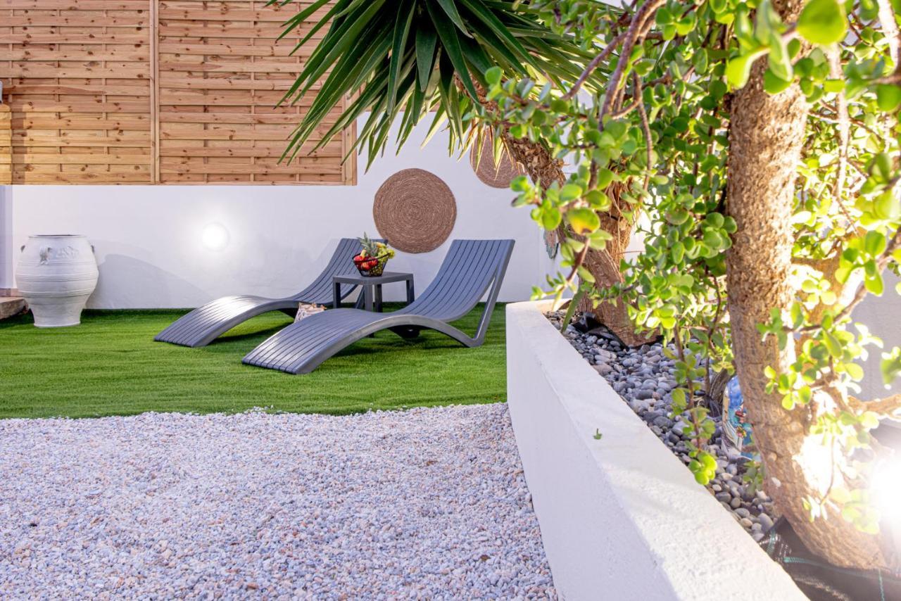 Elyzabeth Garden Apartment อายิโอสนิโกลาโอส ภายนอก รูปภาพ